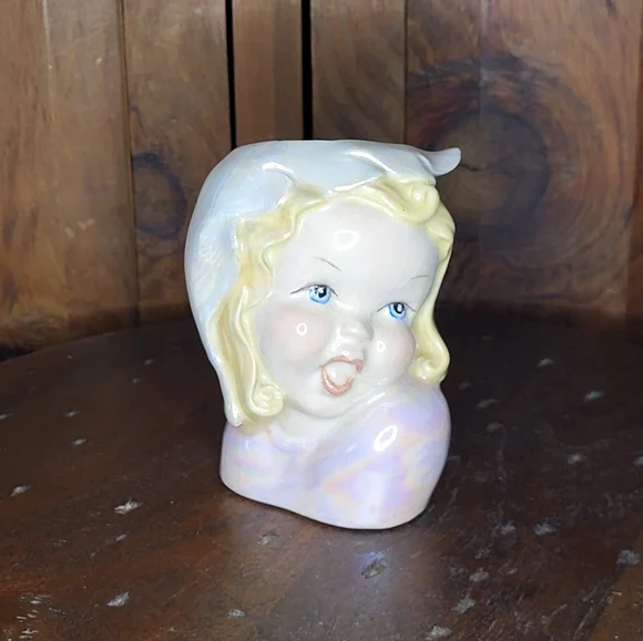 Vintage Ceramic Girl Head Vase - Picture 3 of 12